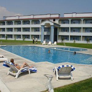 Dorados Conventions&Resort
